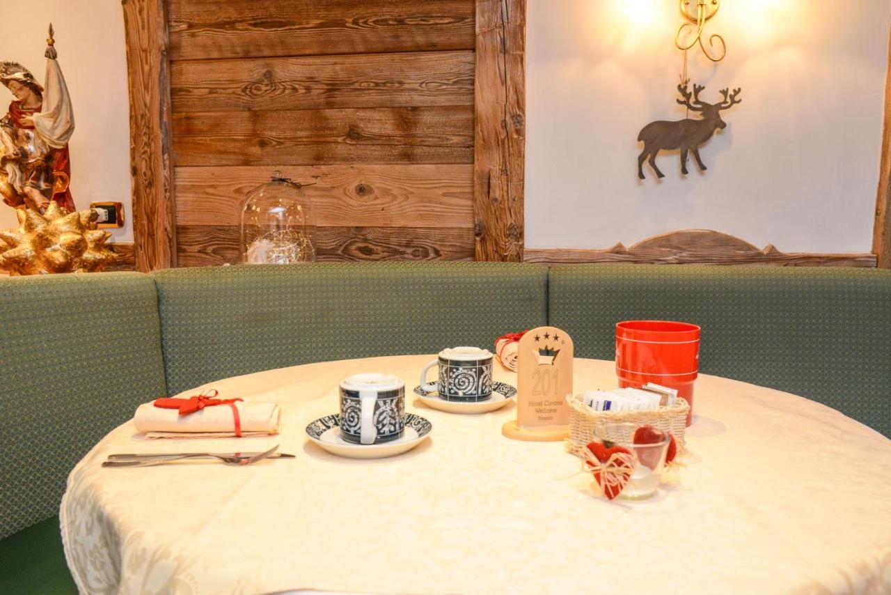 Hotel Corona Пінцоло Екстер'єр фото