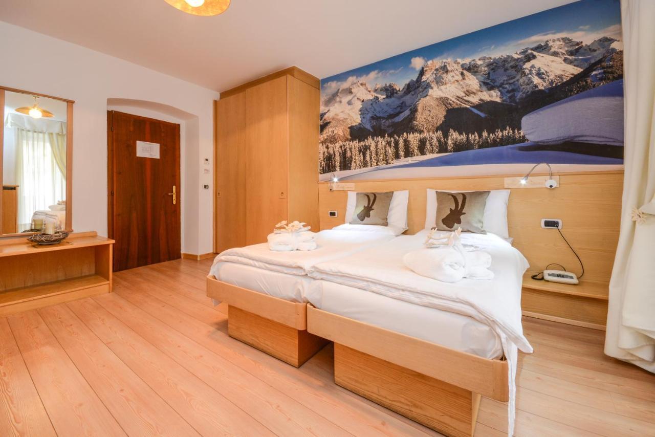 Hotel Corona Пінцоло Екстер'єр фото